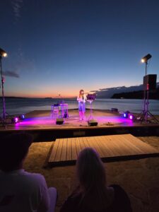 Sara Lovrec sul palco/Sara Lovrec na odru